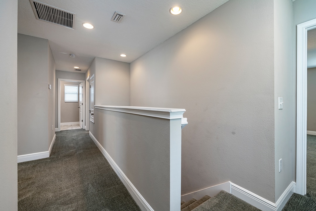 Property p10 image 17